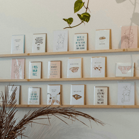 Le présentoir en bois, une valeur ajoutée tendance